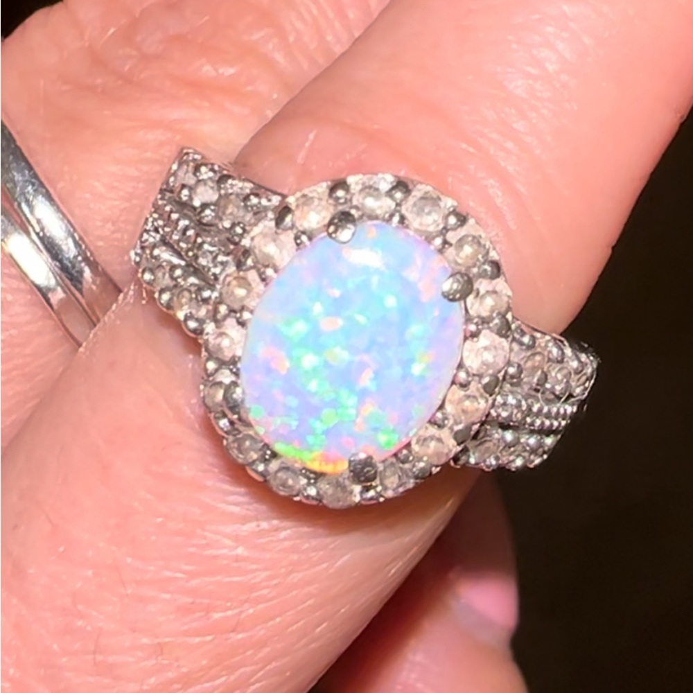 ✨HP✨ Opal Sterling Silver Ring size 9